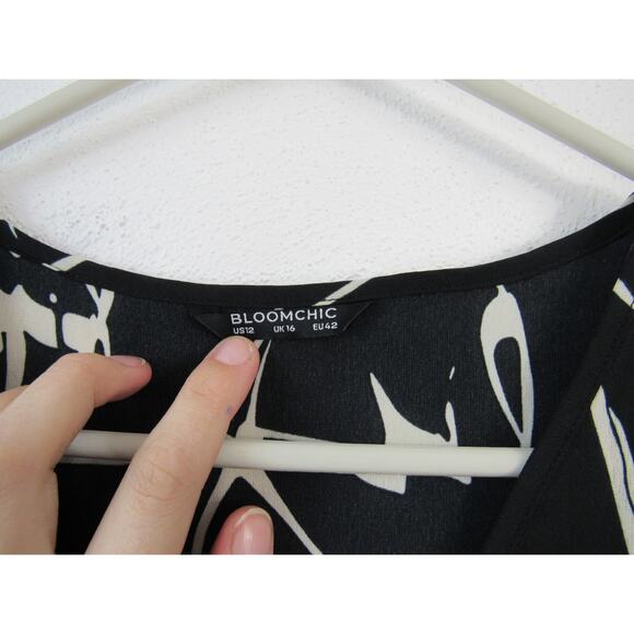 3 Dress Bundle Bloomchic Size 12 NWT NWOT Fit Flare Flowy Contemporary - Picture 8 of 12